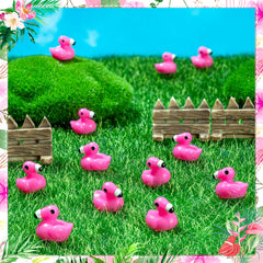 HFAYDZSW 0.59 inch flamingo charms perfect for cake decorating and mini crafts.
