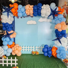 HILAVO beige apricot balloons offer neutral balance for playful palettes.