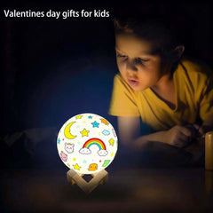 HOLA Moon Lamp Kit makes a thoughtful gift for creative kids.
