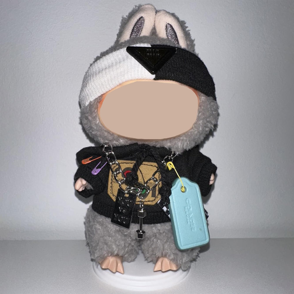 homeSlik Labubu green hoodie set providing cozy layering options for Labubu dolls