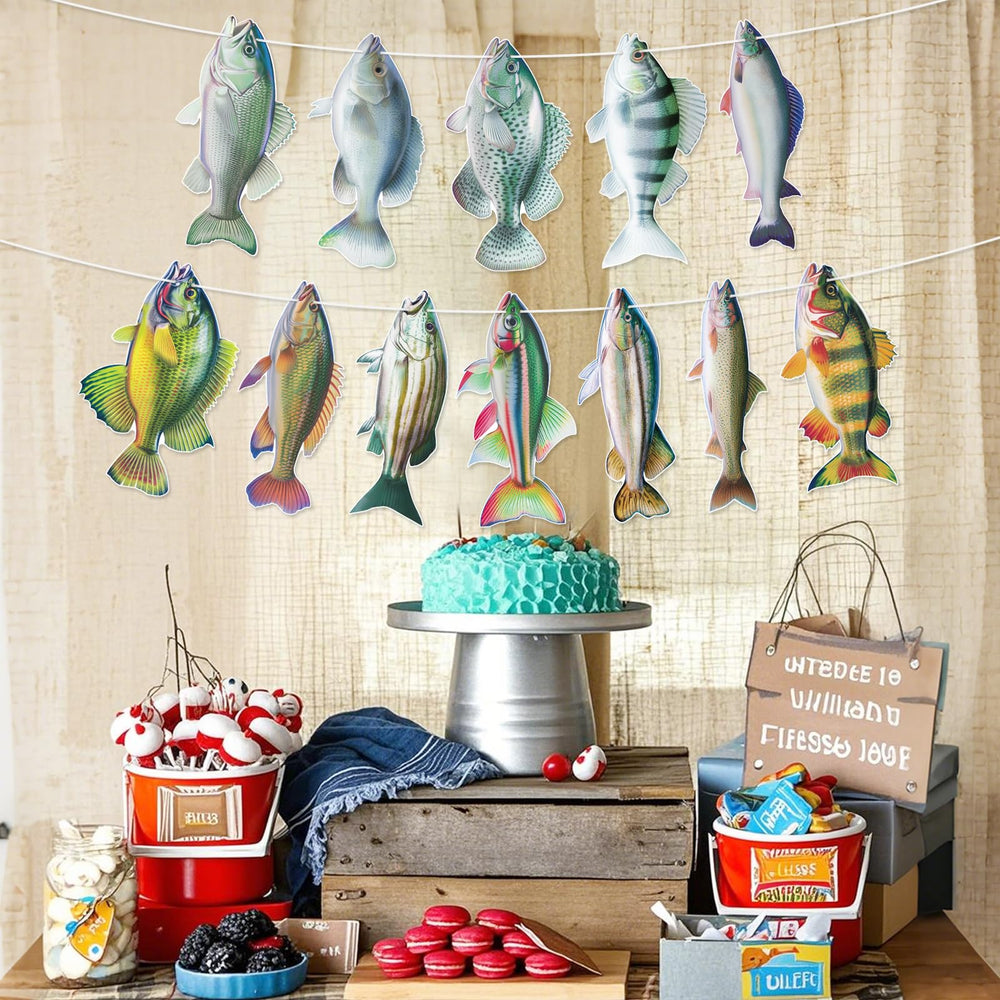 Hooqict Gone Fishing banner unstrung design lets you tailor space usage
