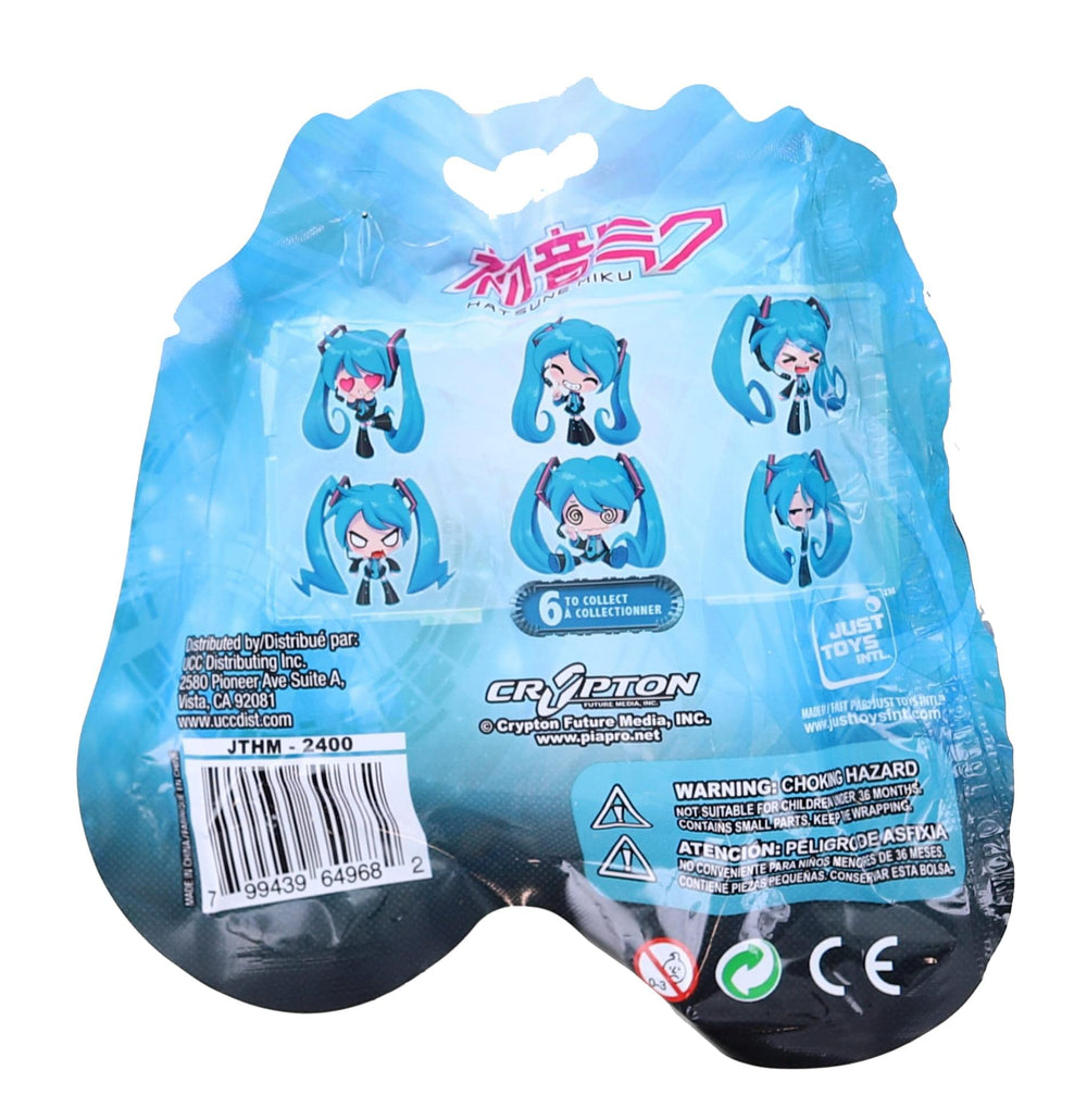Hot Topic Hatsune Miku Hangers Figure Blind Bag compact display-friendly figure for desks.