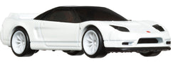 Hot Wheels Circuit Legend 1:64 premium wheels improve grip for dynamic play.