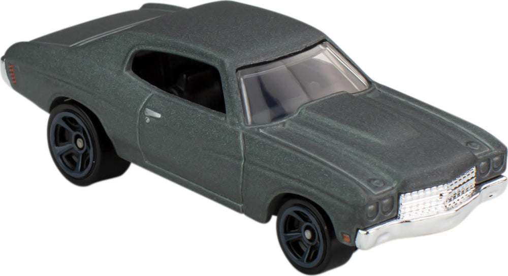 Hot Wheels 1994 Toyota Supra 1:64 with iconic details for display or racing fun