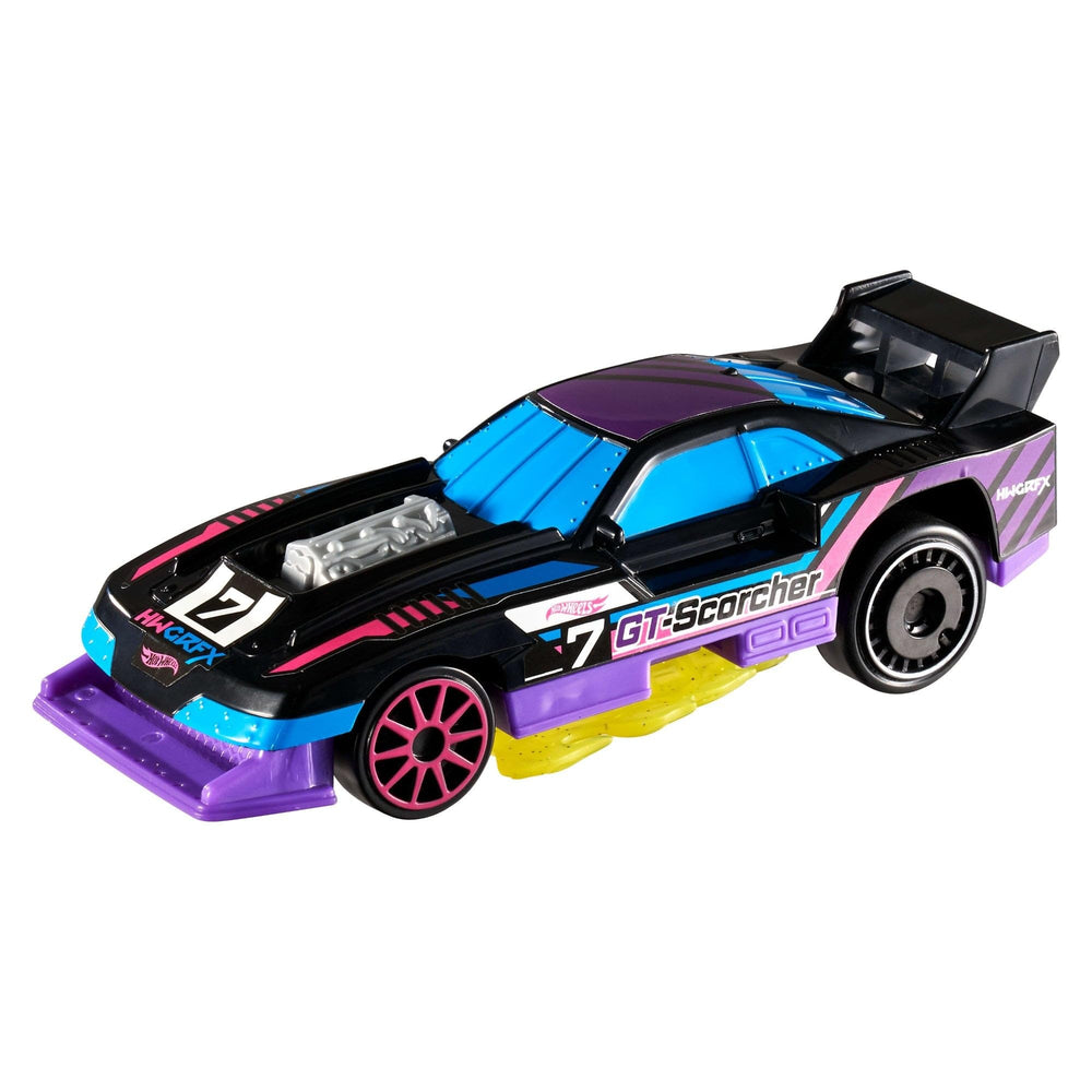 Hot Wheels GT-Scorcher 1:32 scale size for bold display and handling.
