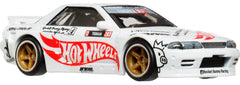 Hot Wheels Nissan Skyline GT-R R32 Pandem top view shows authentic deco details.