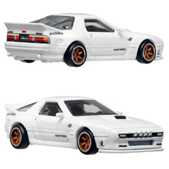 Car Culture blister-pack packaging protects mint condition of both cars.