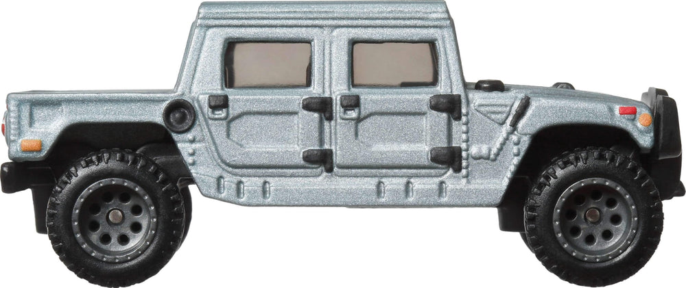 Hot Wheels Hummer H1 Terra Trek tire detail shows Real Riders tread and scale accuracy.