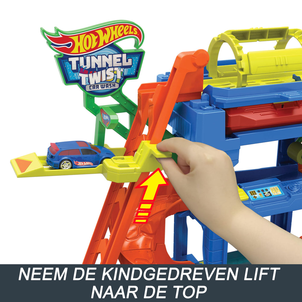 Hot Wheels Tunl Twist Car Wash foam roller adds playful texture during playtime