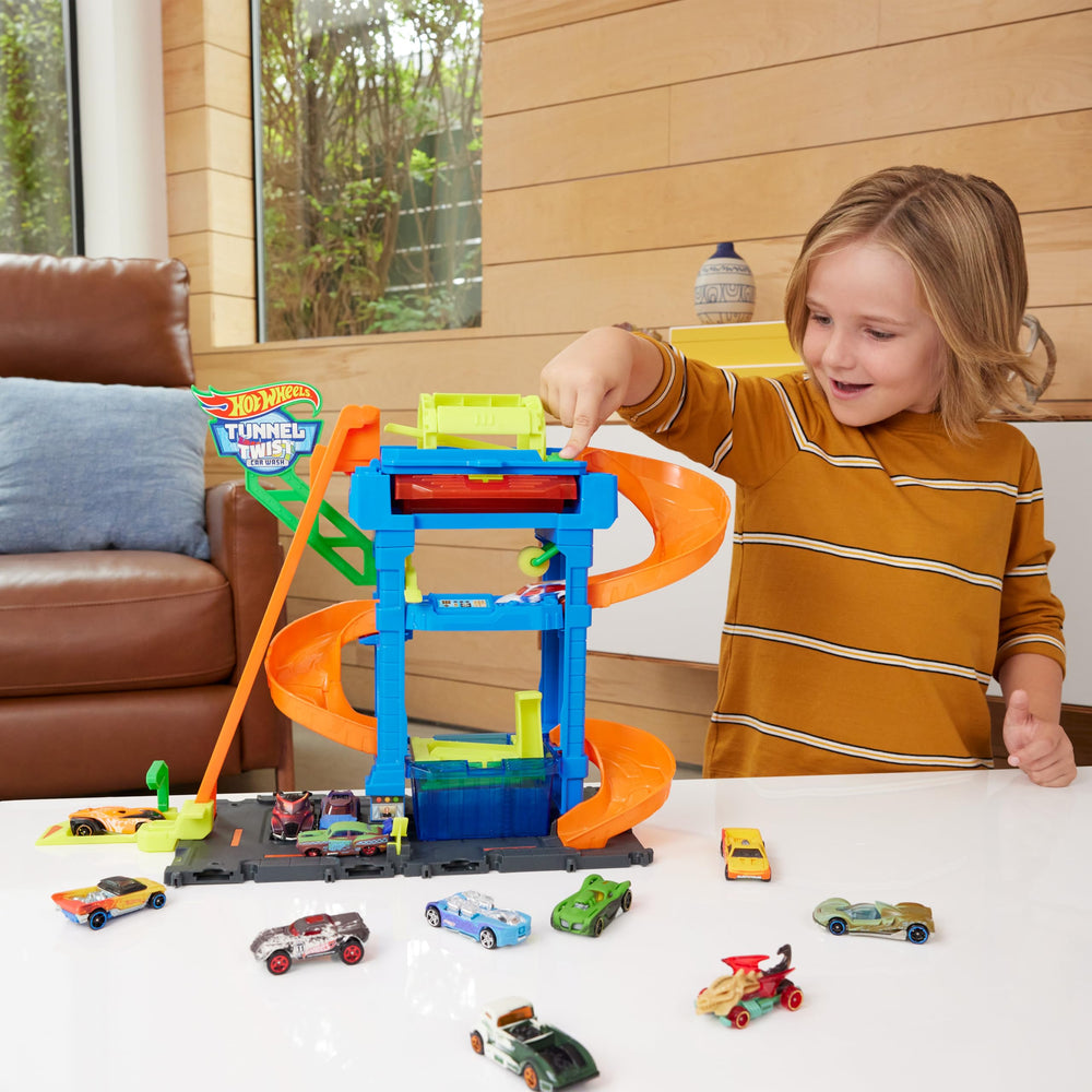 Hot Wheels Tunl Twist Car Wash lift transports car to the top for washing