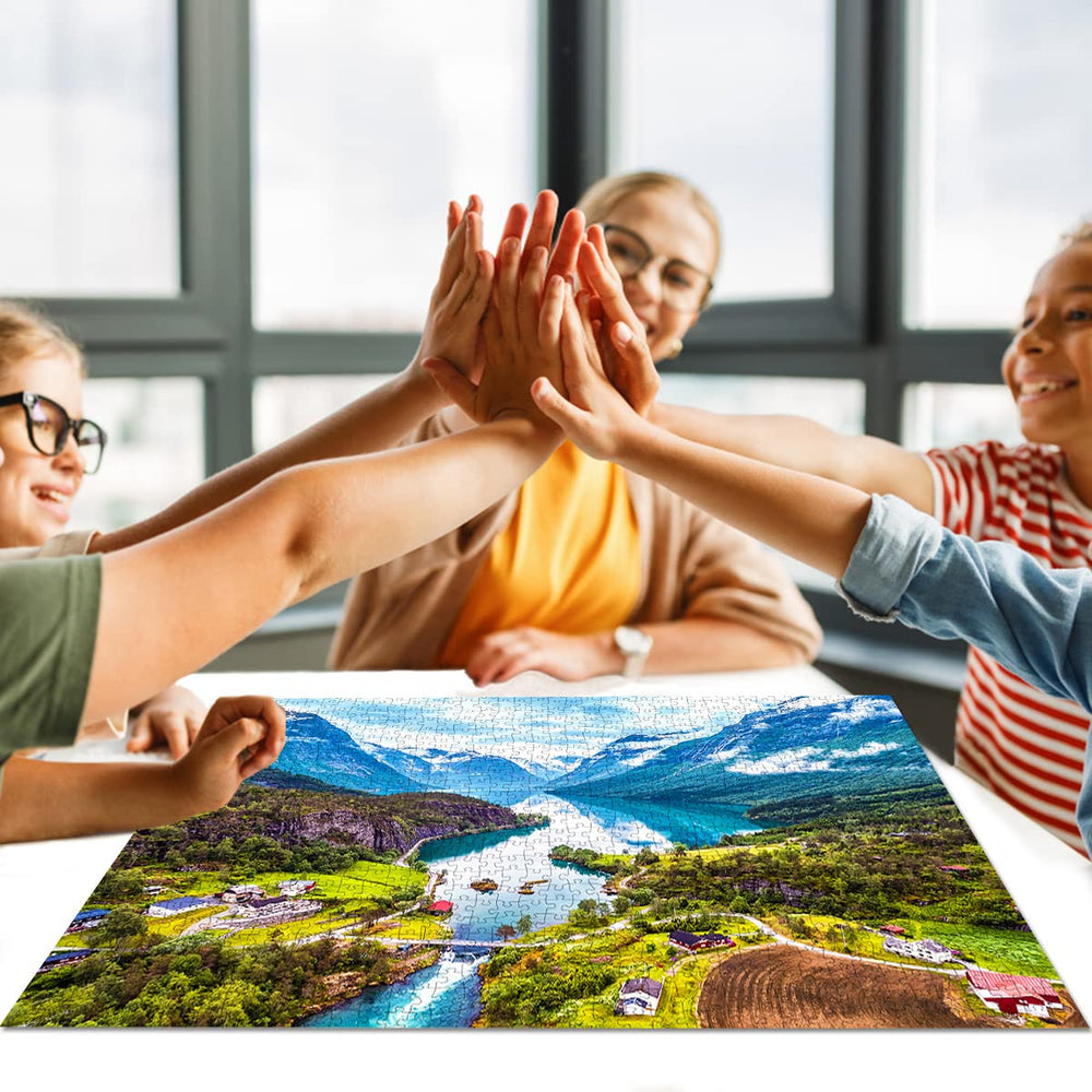HUADADA Geiranger Fjord puzzle assembly encourages family time