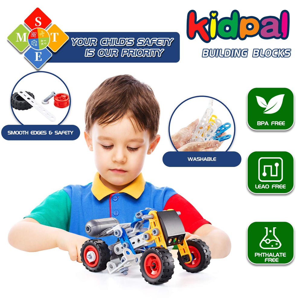 HUOZHI moving models demonstrate real-world mechanics during playtime.