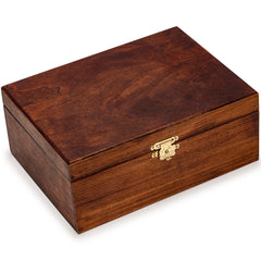 Husaria Staunton No.5 beech box interior lined with felt for protection.