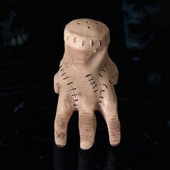 IBQ Horror hand serves as a versatile Halloween cosplay prop for indoor or outdoor use.