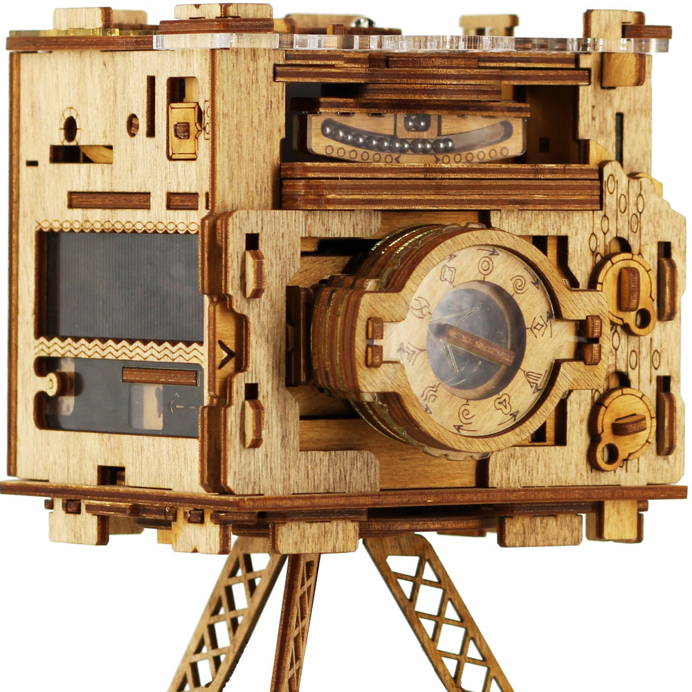 iDventure Cluebox PRO Sherlock's Camera exterior—inviting wooden puzzle box for enthusiasts