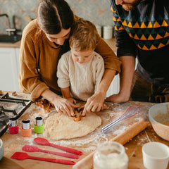 IELEK kids cooking set all-in-one kit keeps little hands busy and engaged.