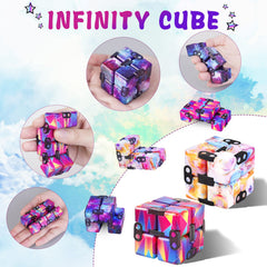 IGINOA Infinity Cube with smooth edges feels safe and satisfying.
