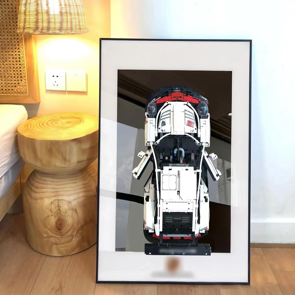 iLuane Display Wallboard aluminum-frame closeup shows sturdy construction and refined finish.