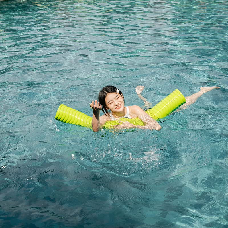 IMMERSA pool noodle with soft coating invites comfortable lounging.