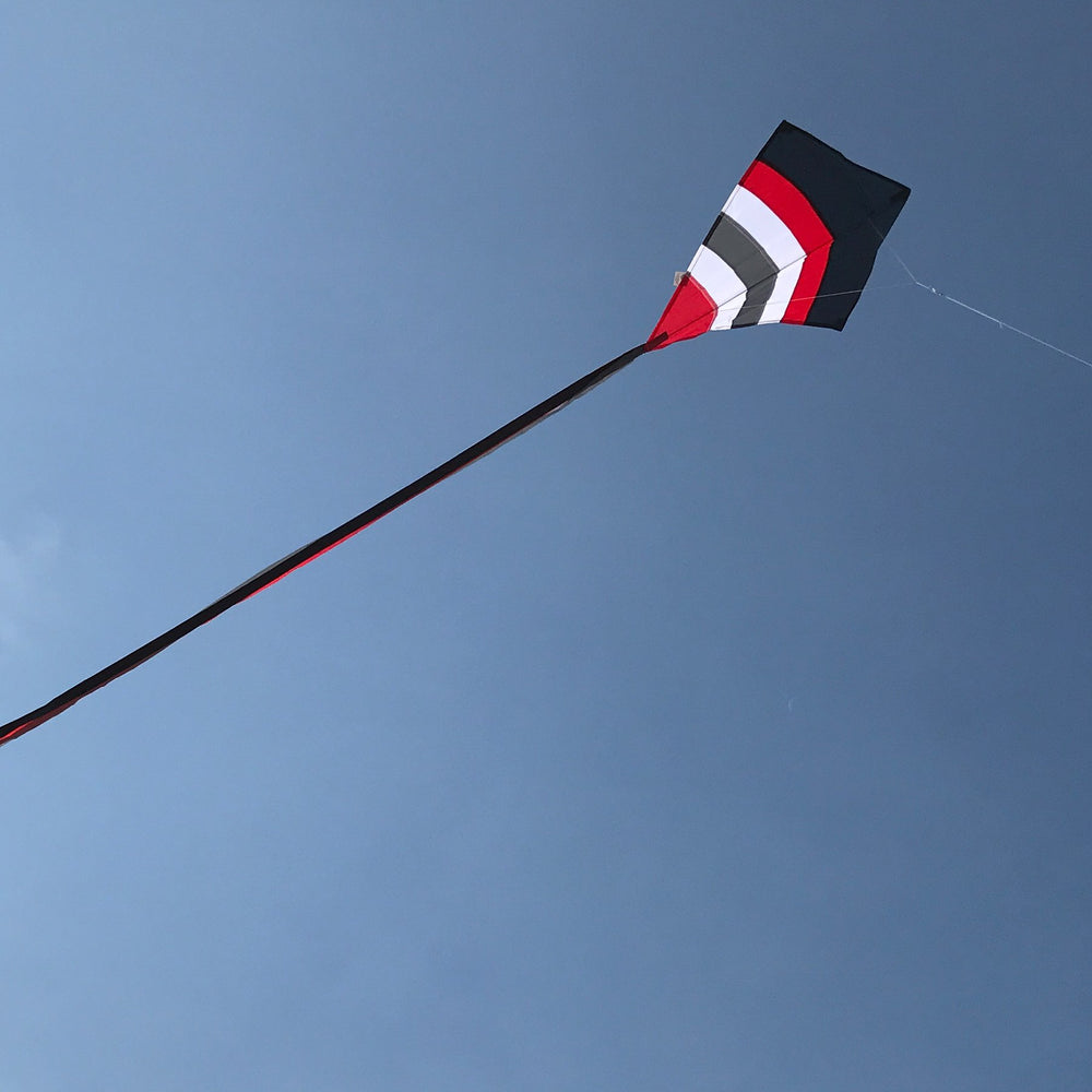 In the Breeze 3305 kite assembled side view, ready for family-friendly outdoor flying