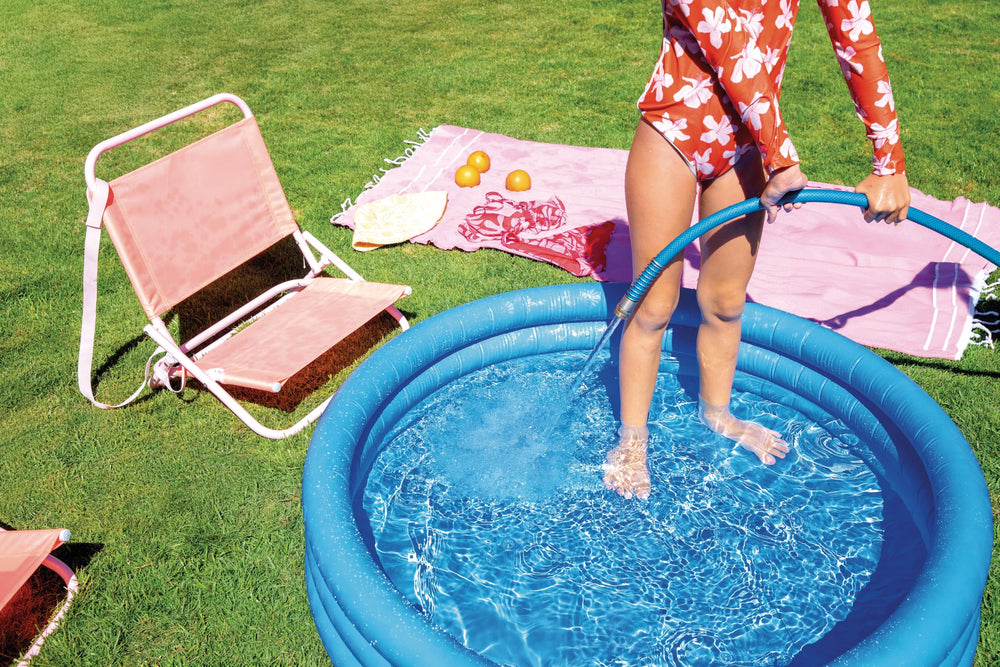 Intex Crystal Blue pool, 41-gallon capacity, ready for water play.