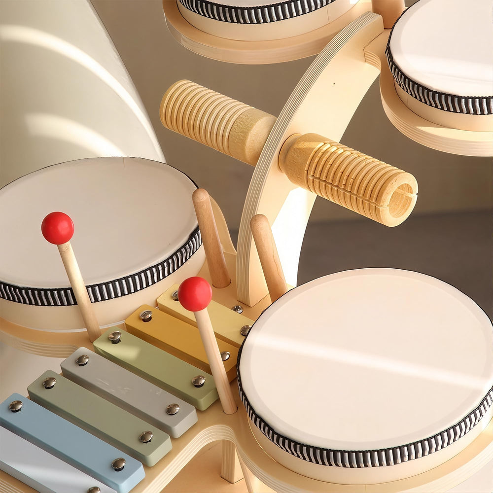 iPlay iLearn toddler toy close-up shows rounded edges and burr-free surfaces.