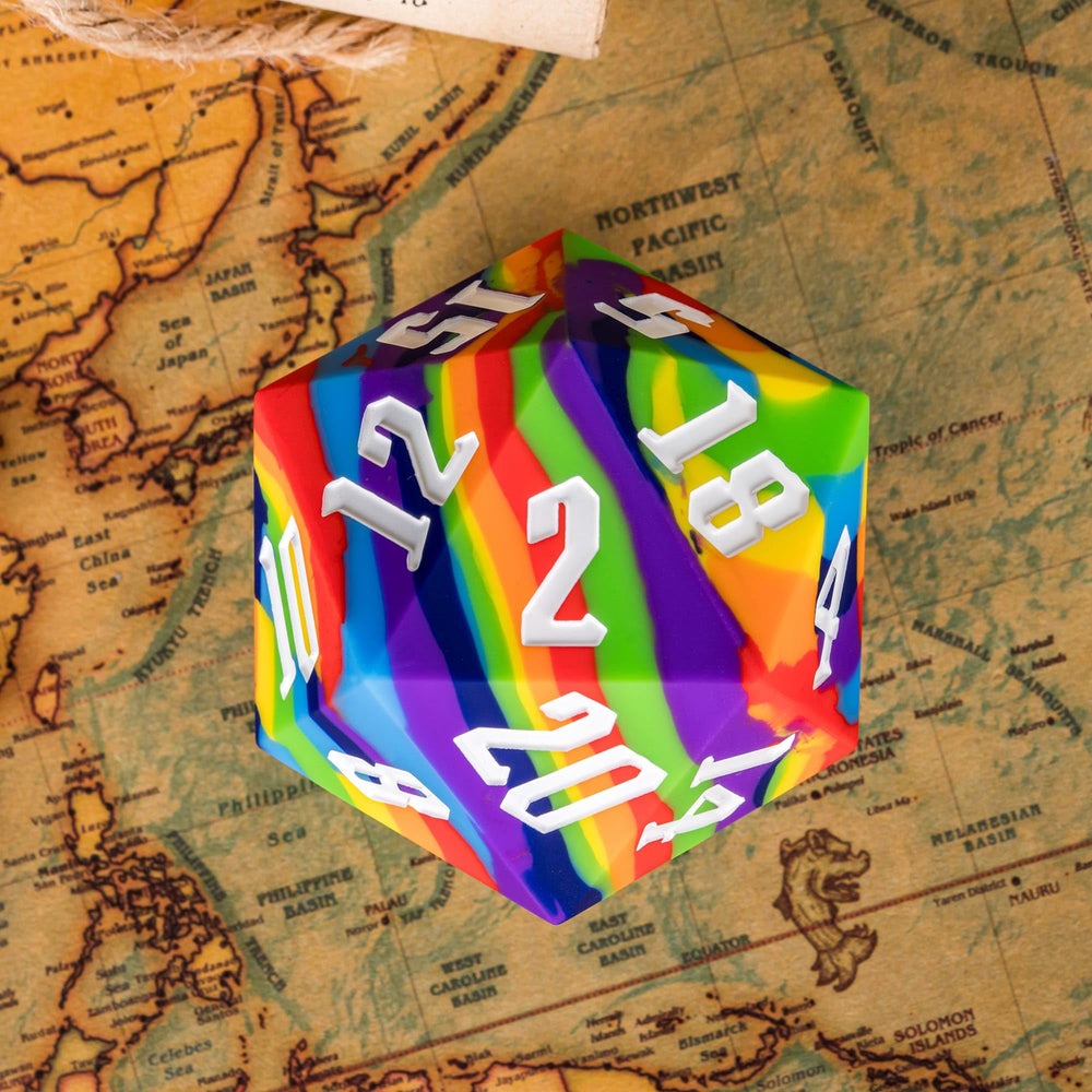 IUSTIDIE D20 is palm-sized, easy to carry for travel games.