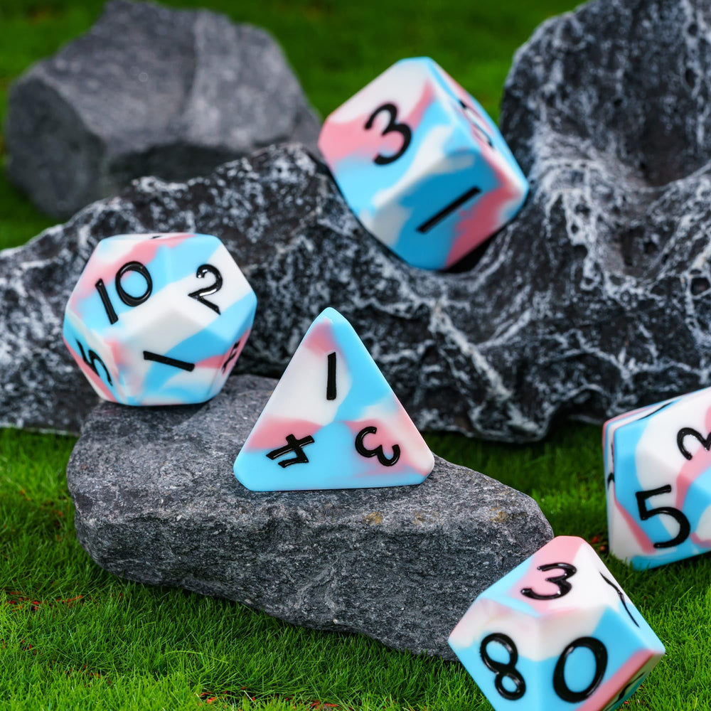 IUSTIDIE enhanced-roll-feel dnd dice deliver satisfying rolls and audible feedback.