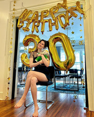 IWERP 40-inch number balloon backdrop elevates photo moments with shimmering gold detail.