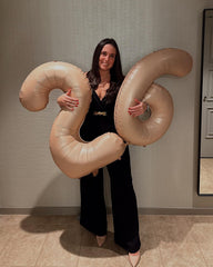 IWERP 40-inch brown birthday balloon suits both boys and girls celebrations.