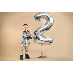 IWERP 40-inch silver balloon adds glam and focus to celebrations without overpowering decor.
