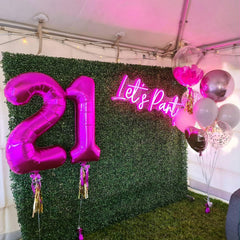 IWERP rosy purple photo backdrop balloon elevating party visuals.