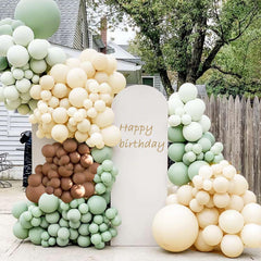 Iyovgoo Contents include everything needed for a ready-to-build garland.