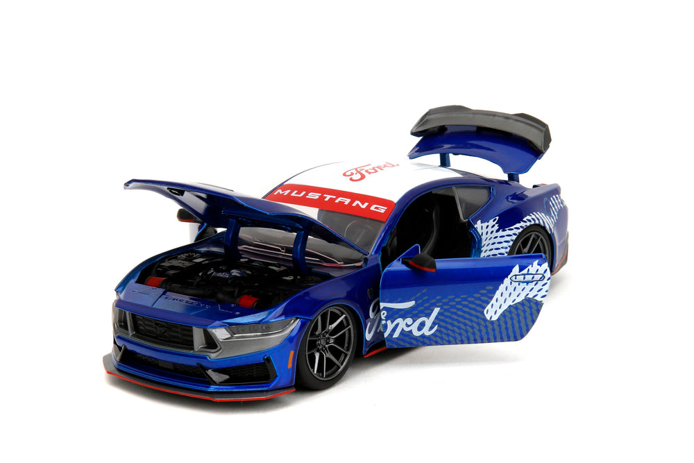 Premium rubber tires on Jada Bigtime Muscle Mustang GT Dark Horse for tactile realism.