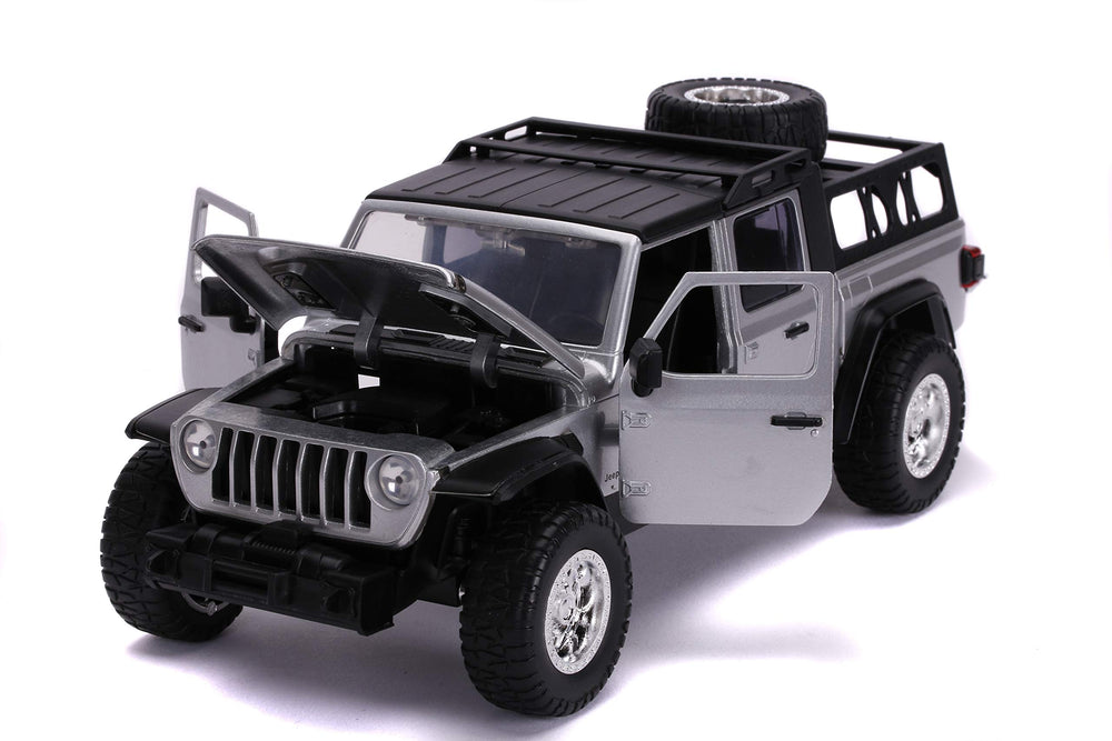 Jada Jeep Gladiator 1:24 durable die-cast construction for lasting collection.