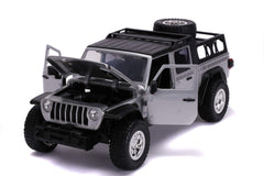 Jada Jeep Gladiator 1:24 durable die-cast construction for lasting collection.