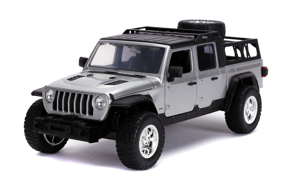 Jada Jeep Gladiator 1:24 open hood display-ready detail.