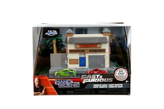 Detail view of the Nanoscene market diorama from Jada for shelf presence