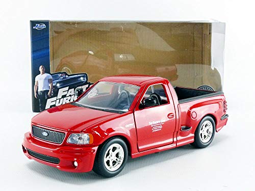 Jada Toys Brian's Ford F-150 SVT Lightning rubber tires provide authentic grip on shelves