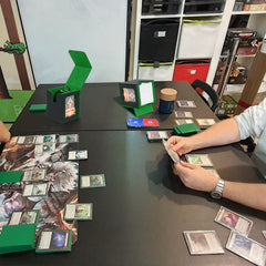 Jaffzora deck box compact dimensions for easy transport to games.