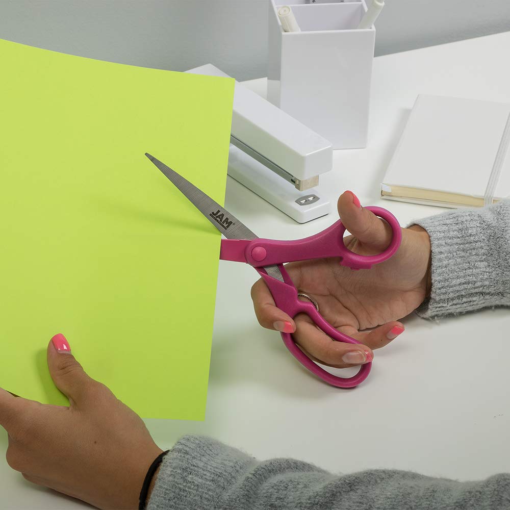 Scissors packaged individually for easy gifting or replacement
