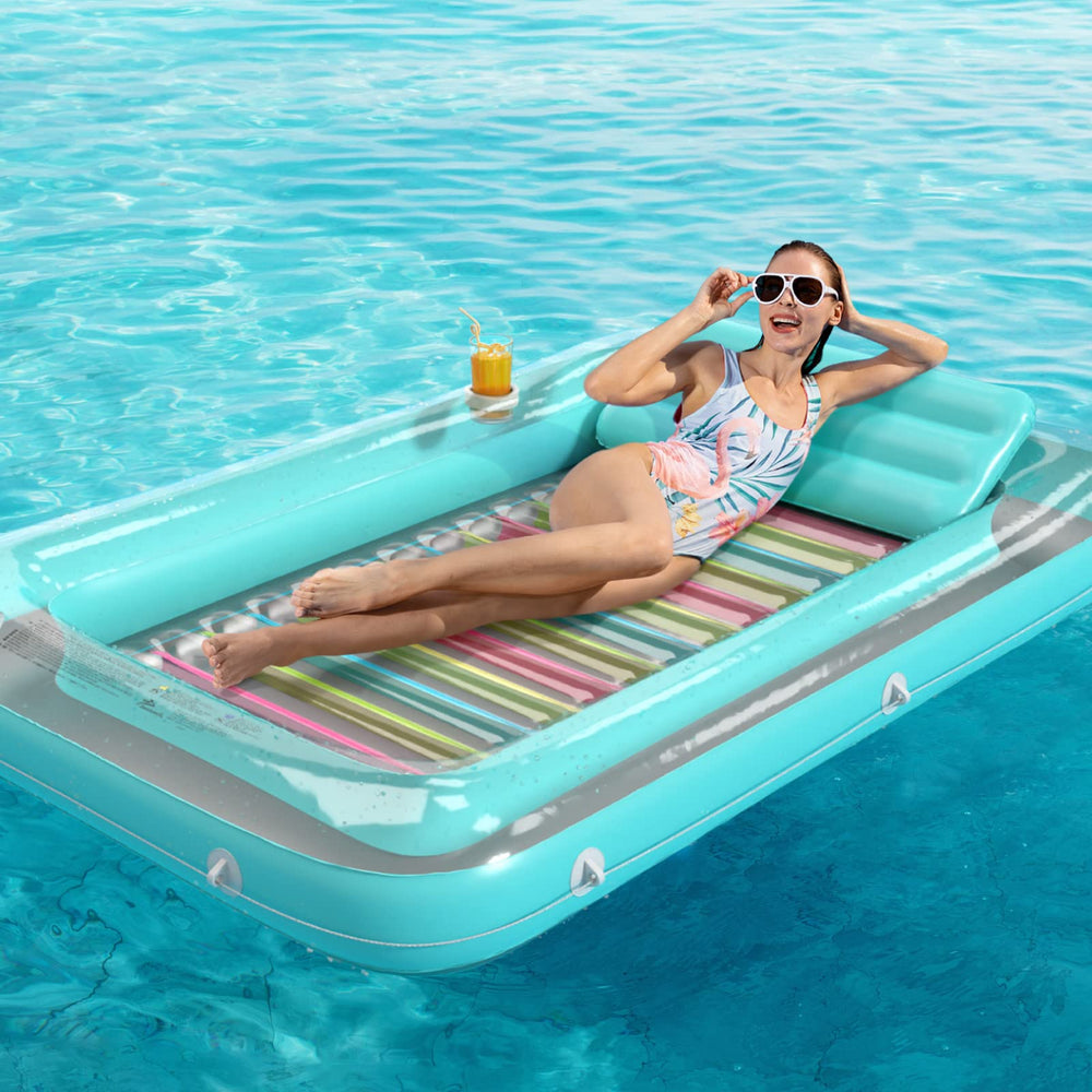 Jasonwell all-in-one design works in backyard or on water