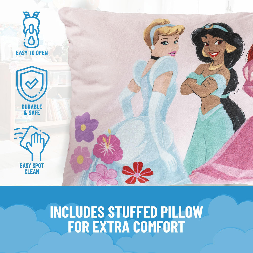 Jay Franco Princess design closeup shows vibrant Disney style.