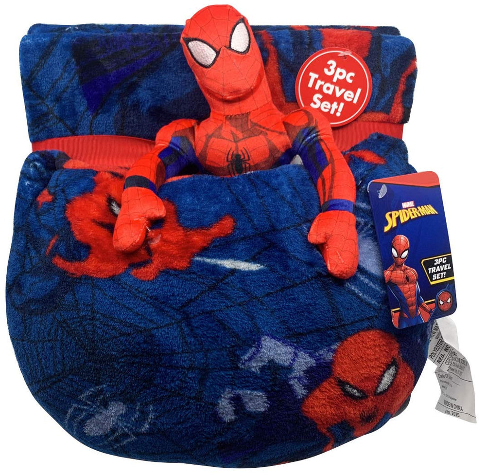 Jay Franco Spiderman collection coordinating bedding for a themed bedroom