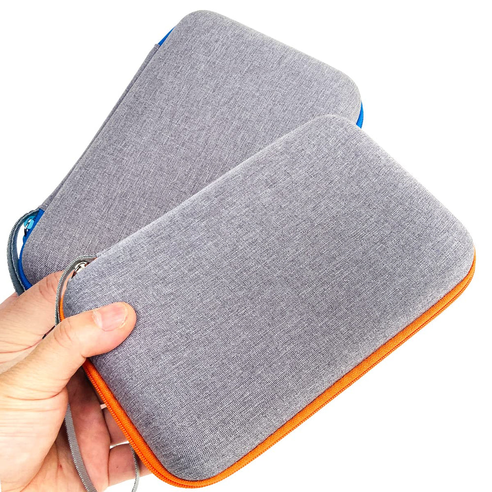 Lightweight design at 130g enhances travel comfort.