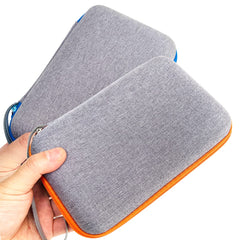 Lightweight design at 130g enhances travel comfort.