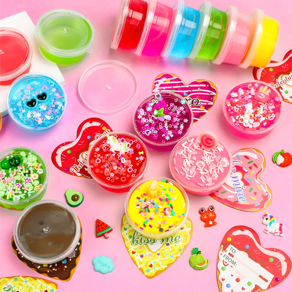 JMUQ personalized name on heart donut cards for a warm touch.