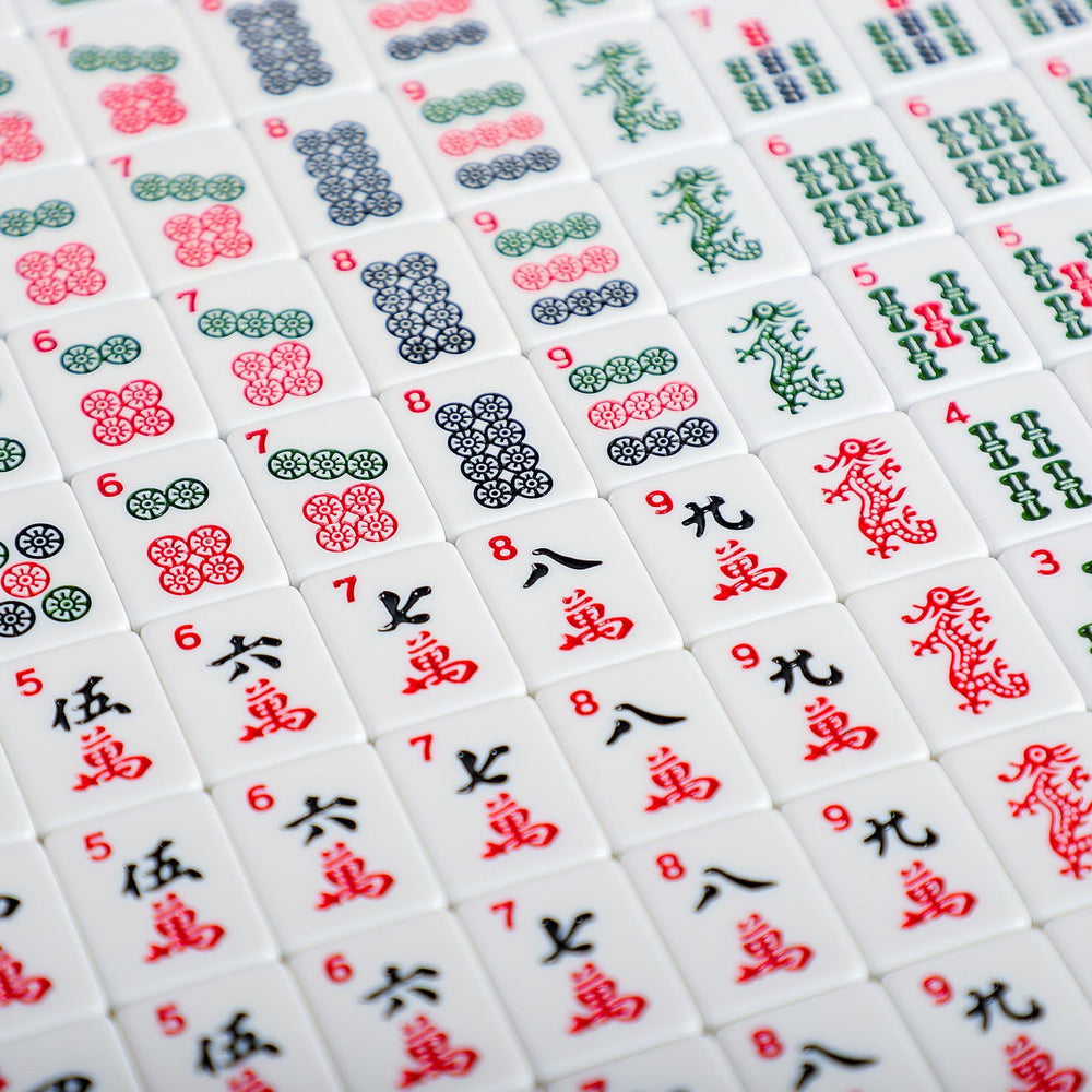 Jongyance complete mahjong set, ideal for family game nights.