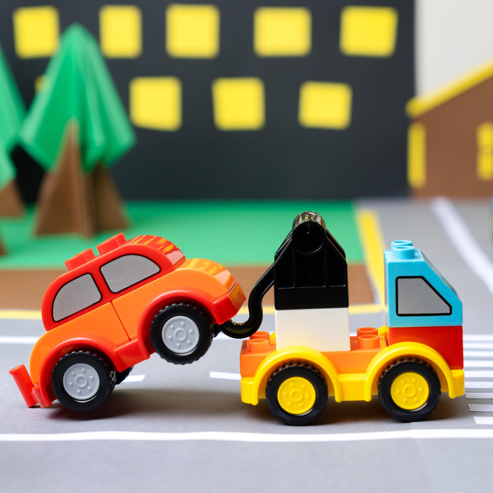 JOYIN build-your-own-toy-cars encourages creativity and problem solving during screen-free play
