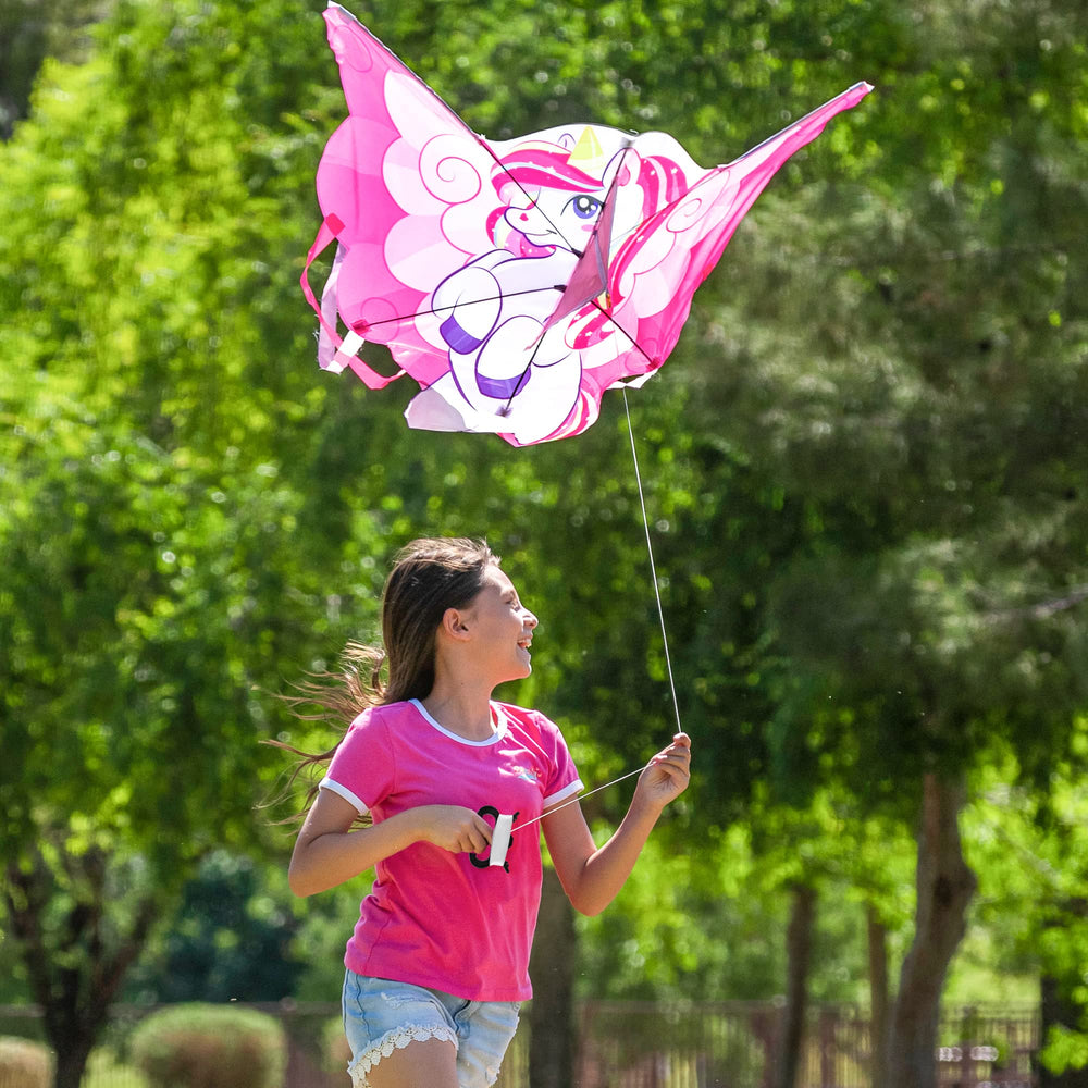 JOYIN unicorn kite using 262.5 ft string for extended flights